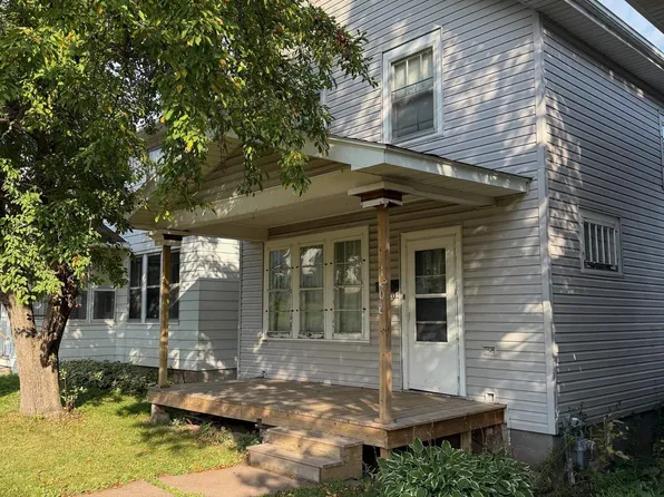 1208 E 9th St, Duluth, MN 55805