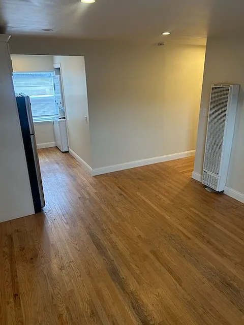 2 bed, 700 sqft, $2,795 — Photo 3