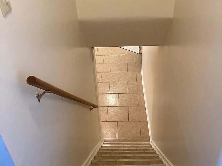 1605 Richmond Rd — Photo 14