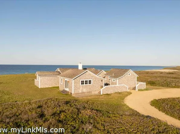 10 Waquoit Rd, Nantucket, MA 02554