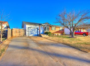 2708 Queensbury Rd, Moore, OK 73160