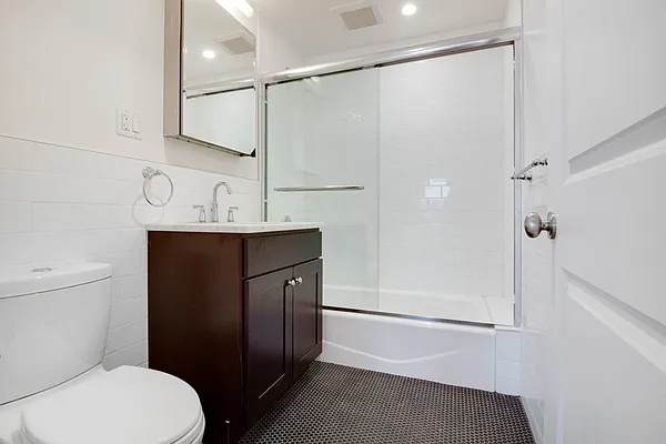 Rented by LG Fairmont Group | media 8