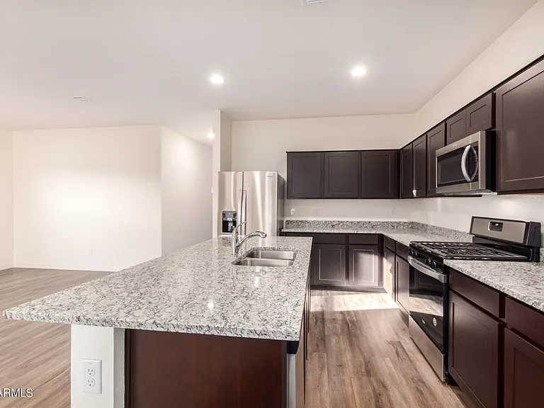 19585 W Annika Dr — Photo 16