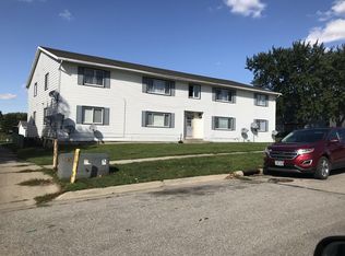 1303 Ravenwood Rd APT 1, Waterloo, IA 50702