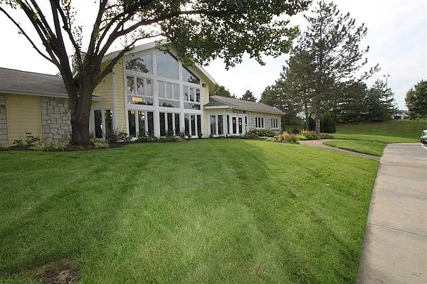 The Ethans Apartments