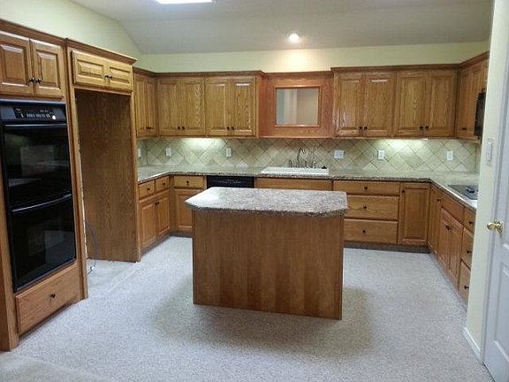 5th image of 10314 Knoxville Pl