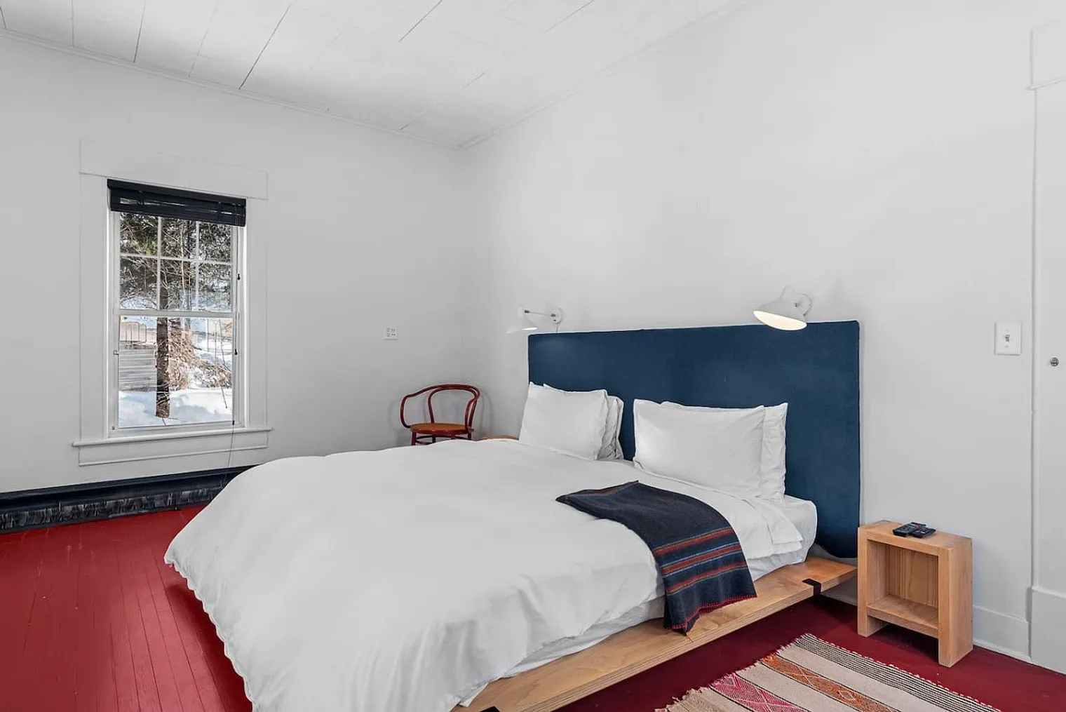 3 bed, 2.0 bath, $4,117 — Photo 4