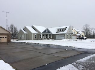 115 Bayberry Dr, Seymour, IN 47274