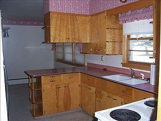 4th image of 600 11th St NW