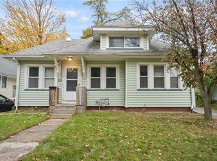 331 Conrad Dr, Rochester, NY 14616