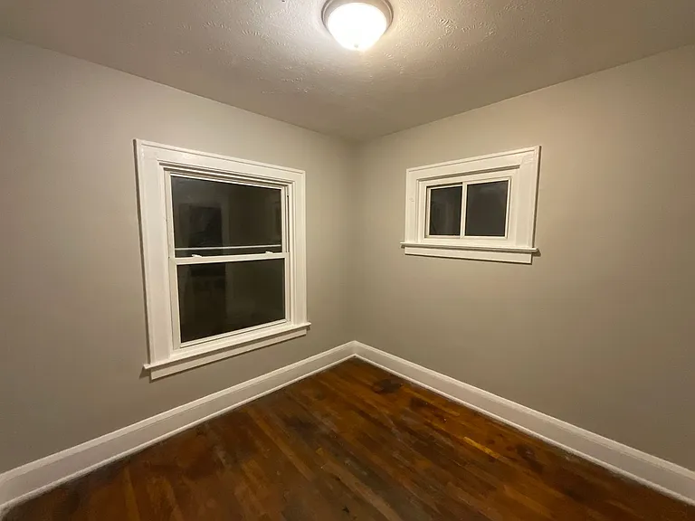 10012 Greenview Ave — Photo 10