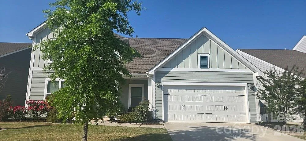 Building Photo - 5072 Moselle Ave