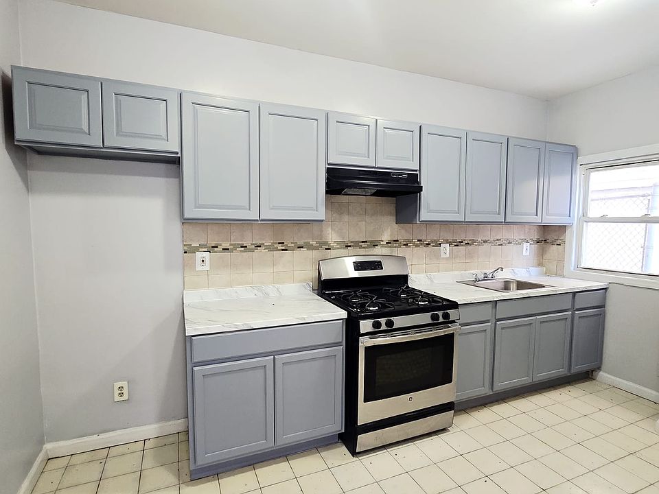 1st image of 311 Bond St #3A