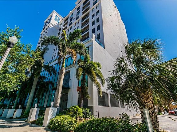 2nd image of 226 5th Ave N APT 1005