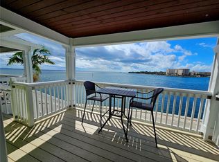 5285 Coquina Key Dr SE APT D, Saint Petersburg, FL 33705