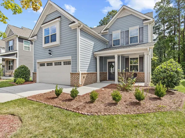 1221 Elliott Ridge Ln, Morrisville, NC 27560