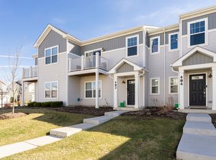 482 Comstock Rd, South Elgin, IL