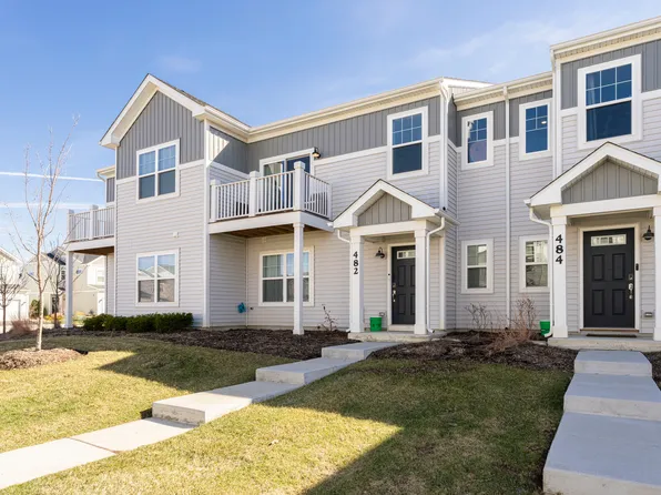 482 Comstock Rd, South Elgin, IL 60177