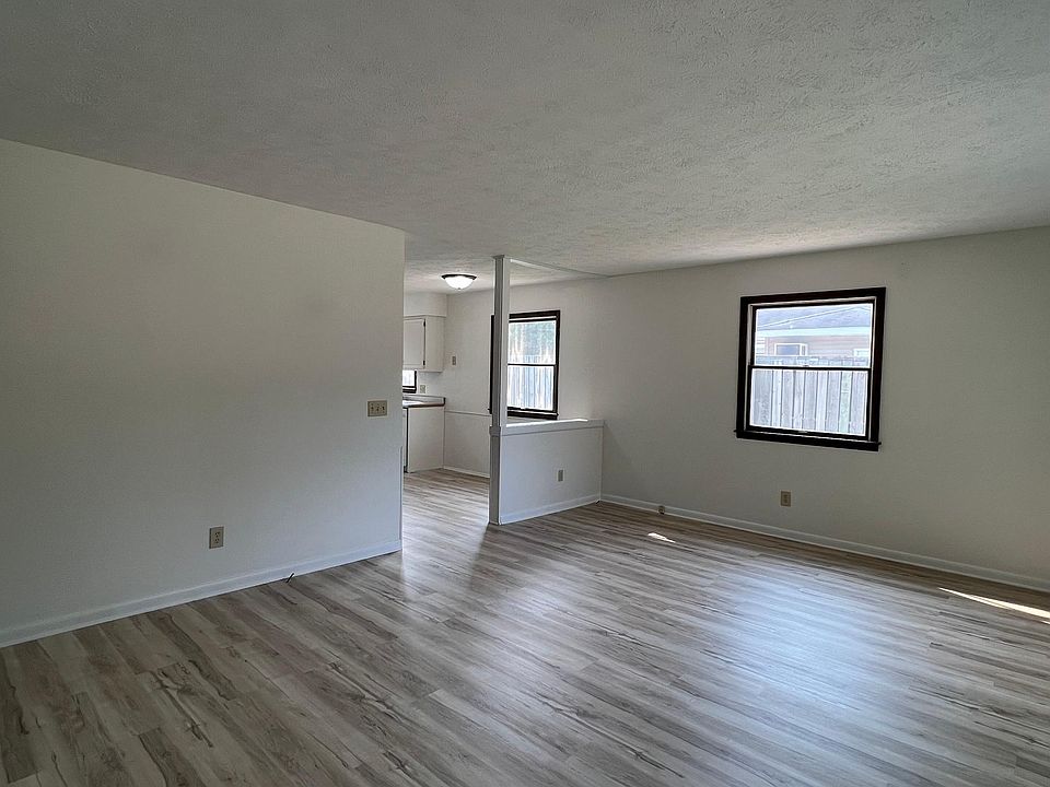 5716 Ridgeway Dr, Haslett, MI 48840 Zillow