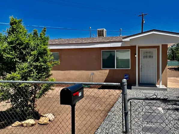 2129 Eucariz Ave SW, Albuquerque, NM 87105