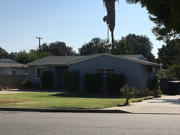 2nd image of 125 S Mockingbird Ln