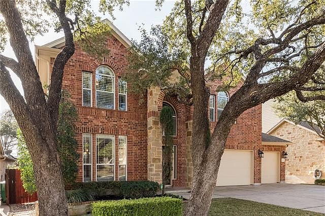 1st image of 517 Fallen Oaks Dr