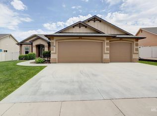 2018 S Sandcrest Loop, Nampa, ID 83686