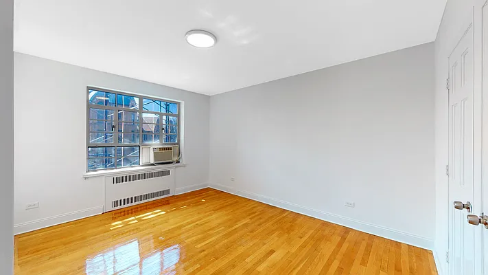 Rented by R New York | media 10