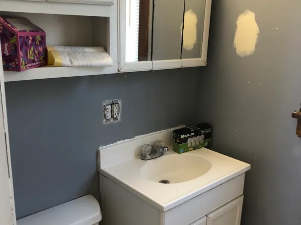 1117 Foster St #7, Evanston, IL 60201