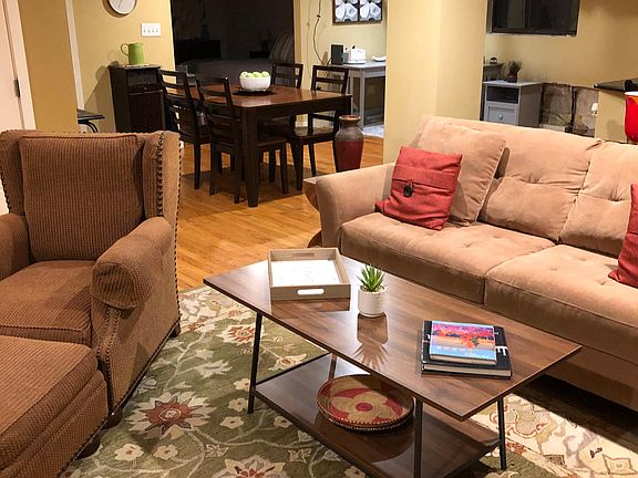 5th image of 1570 Kanawha Blvd E #0