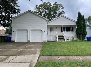 10 Villa Maria Rd, Buffalo, NY 14224