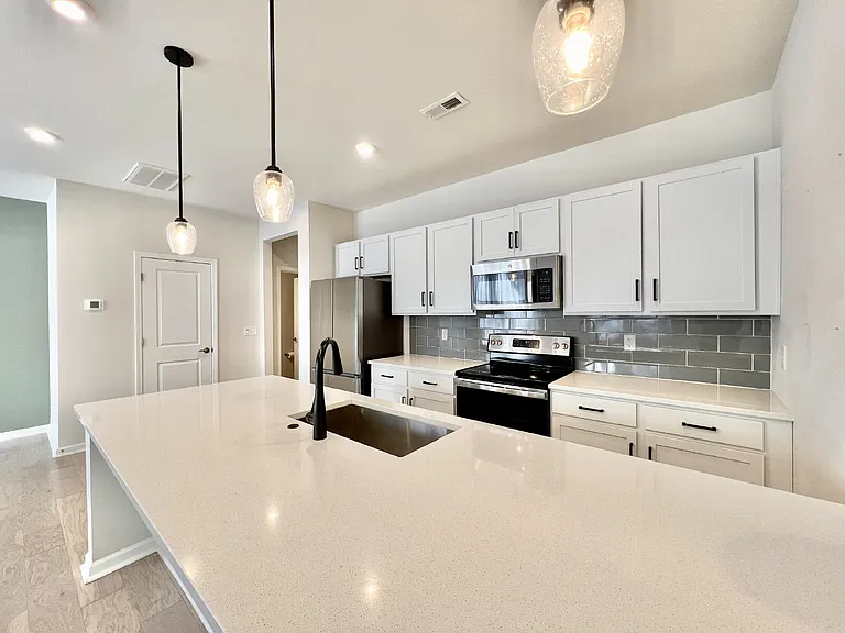 5348 Somerset Hill Ln — Photo 7
