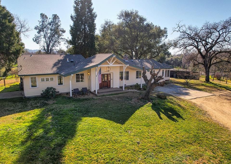 1st image of 1581 Oak Knoll Ln