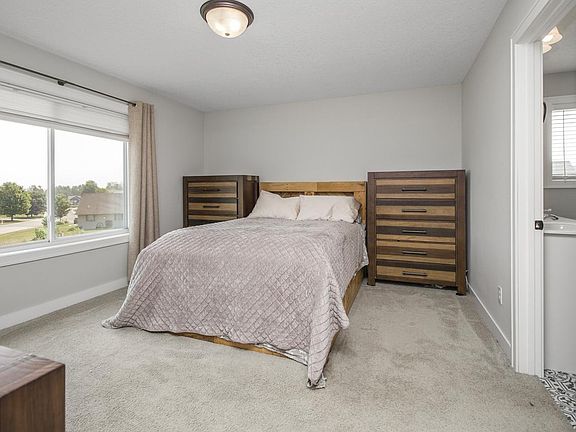 5th image of 1114 Susan Ln