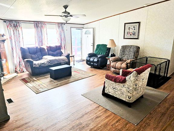 3rd image of 2440 County Road 134