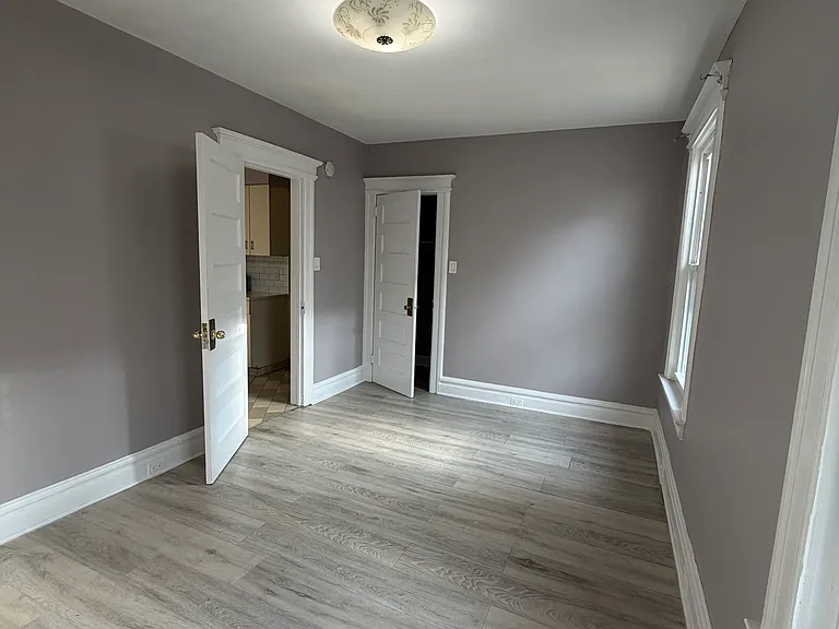 375 Walnut St #1 — Photo 4