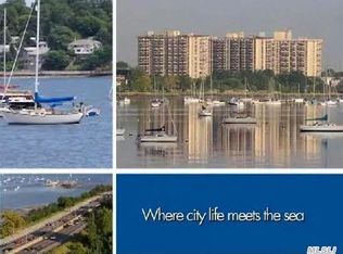 1805 215th St APT 16R, Flushing, NY 11360