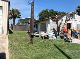 309 N Shore Dr, Port Mansfield, TX 78598