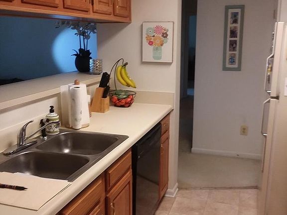 3rd image of 12236 Ladymeade Ct APT 201