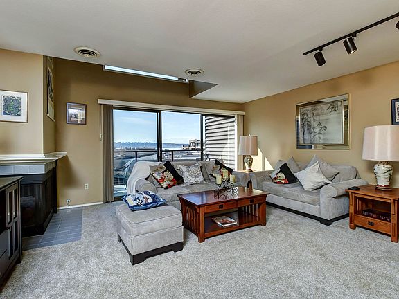5th image of 300 7th Ave S APT 16