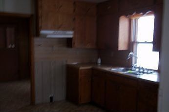 5th image of 16 4th St SE