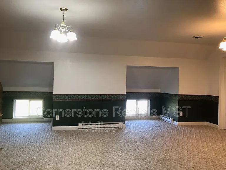 439 4th Ave SW — Photo 26