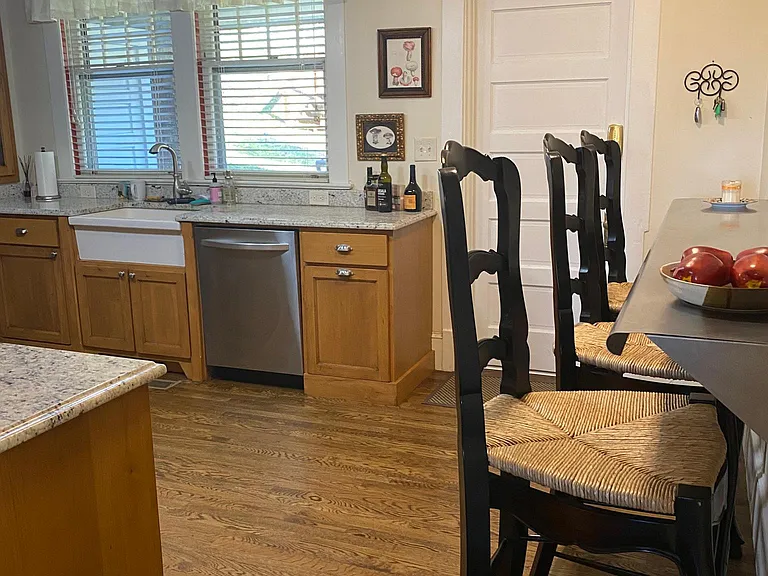 Granite tops Stainless appliances and breakfast counter