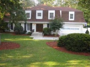 1758 Ridge Valley Ct NW, Atlanta, GA 30327