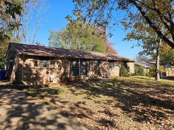 206 Primrose Dr, Prattville, AL 36067