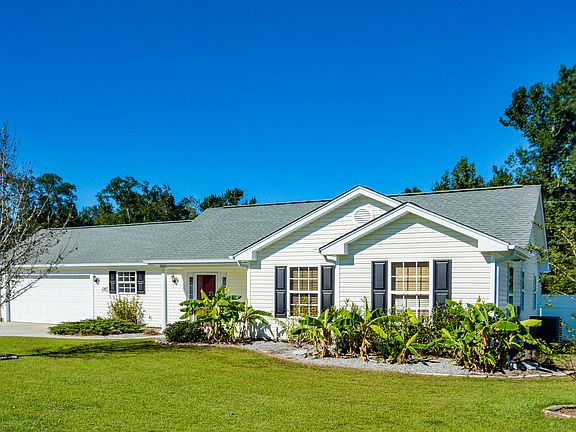 3bd/2ba - 4 Miles to Beach!