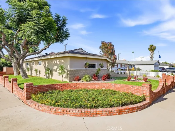 10051 Brookside Dr, Garden Grove, CA 92840