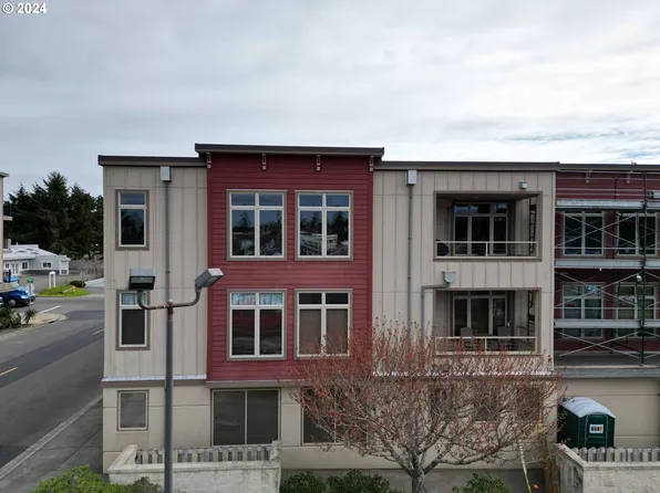 75 Harbor St Unit 201, Florence, OR 97439