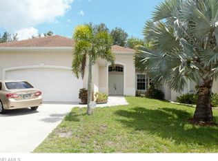 7962 Sandel Wood Cir W, Fort Myers, FL 33908