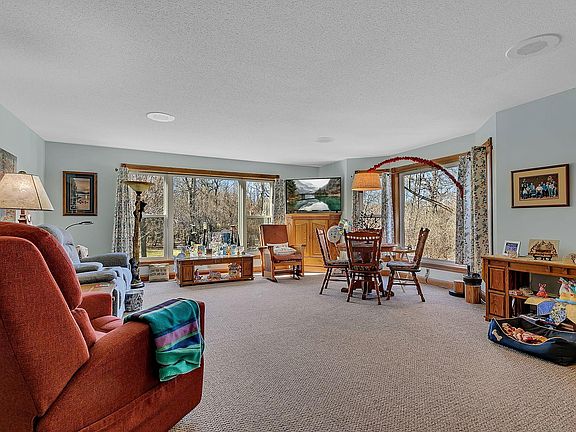 4th image of 17425 Northwood Dr